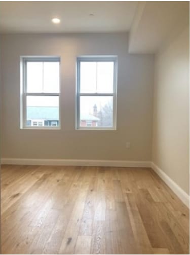 Foto del edificio - 169 W Broadway