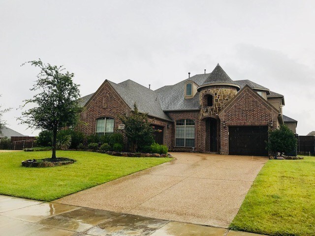 Primary Photo - 1250 Saddle Creek Dr