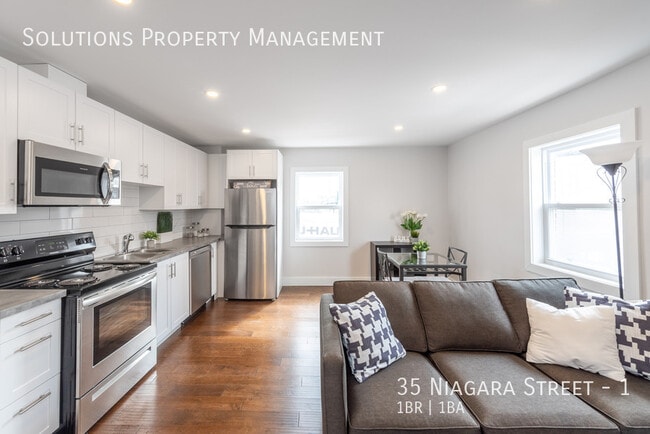 Building Photo - **WOW! Stunning 1 Bedroom Units in Updated...