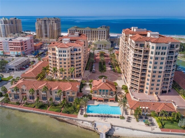 Foto del edificio - 521 Mandalay Ave
