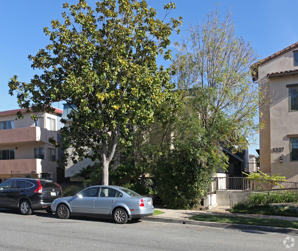 Building Photo - 1321 Euclid St