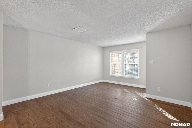 Foto del edificio - 7203 Timbercreek Dr