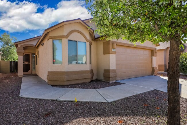Foto del edificio - 4345 E Ocotillo Desert Trail