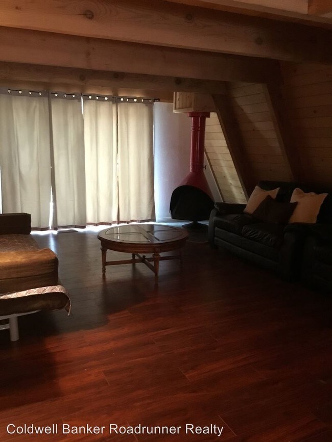 Building Photo - 2 br, 1 bath House - 633 Sugarloaf Blvd