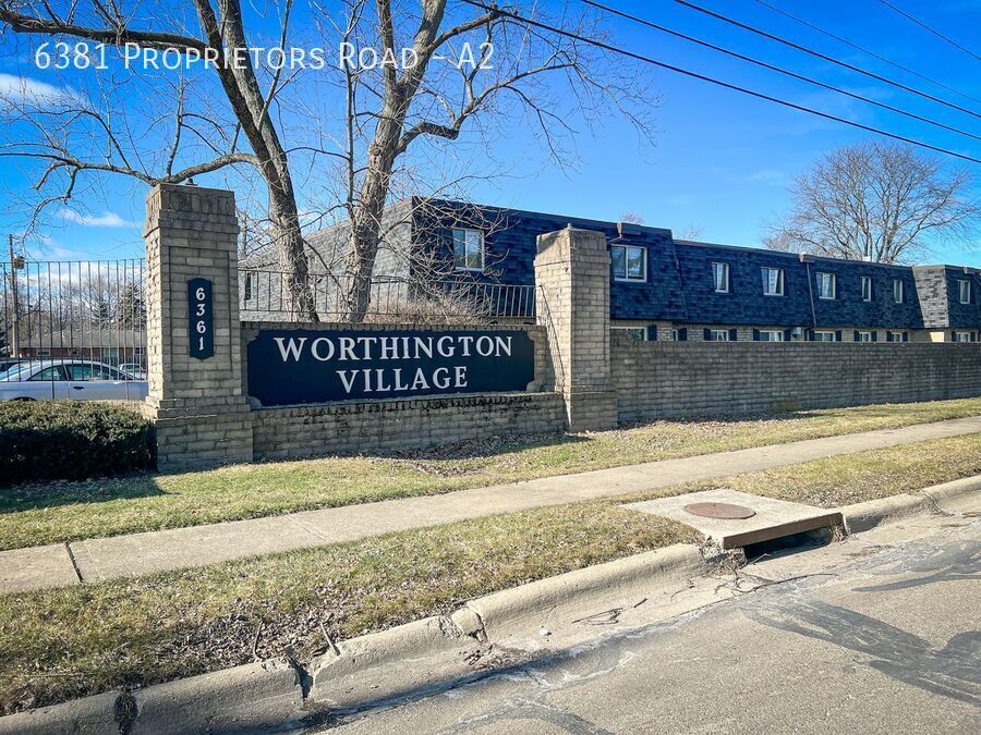 Primary Photo - Two Bedroom In Worthington!