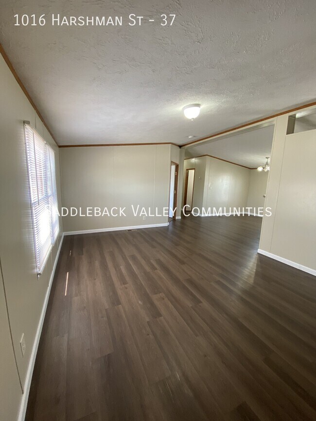 Building Photo - 1016 Harshman St