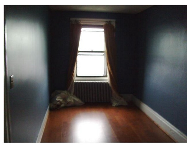 Building Photo - 454 Beacon St