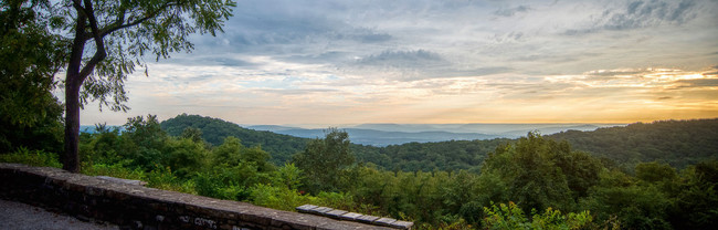 Estamos arrendando - The Heights at Monte Sano