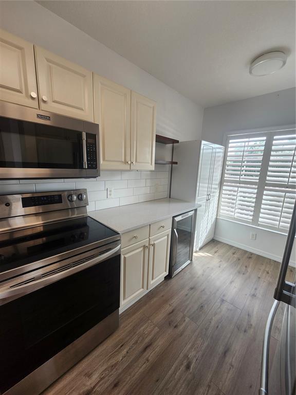 Building Photo - 2061 Willow Hammock Cir