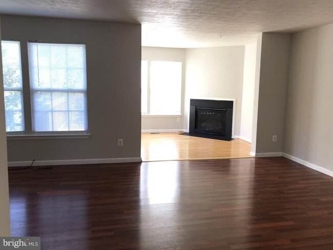 Building Photo - 4647 Harrier Way