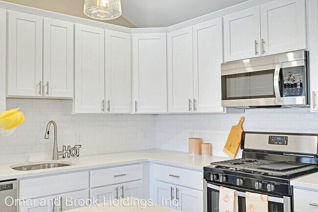 Building Photo - 4 br, 2 bath House - 73 Longman St