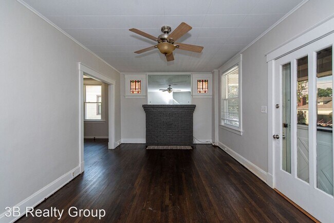 Building Photo - 3 br, 1 bath House - 3960  Delmar Ave
