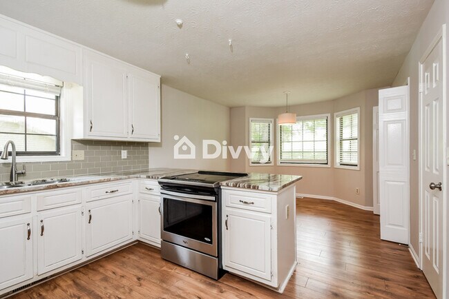 Building Photo - 1081 Neva Dr SW