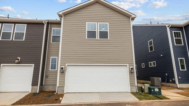 Photo - 2021 Near Pt Rd Townhome