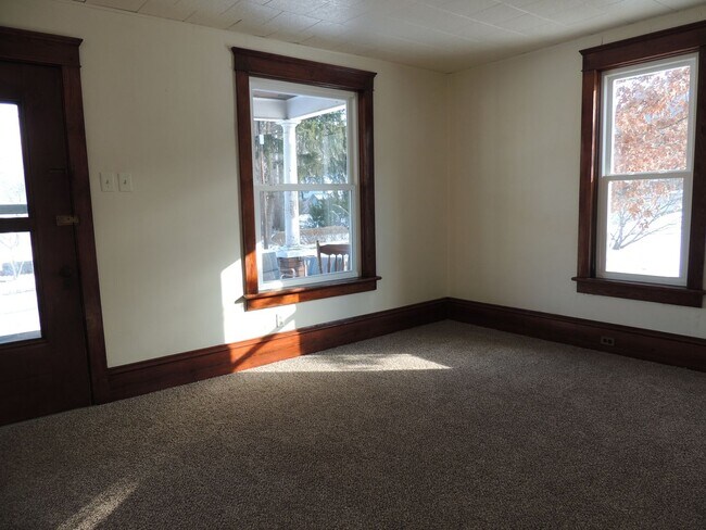 Foto del edificio - 3 Bedroom Townhouse in Pleasant Gap
