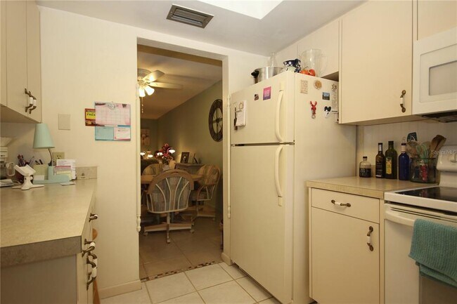 Foto del edificio - 1411 Normandy Park Dr