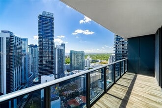 Building Photo - 801 S Miami Ave