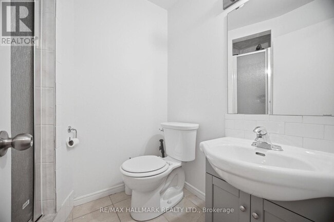 Building Photo - 3025 The Credit Woodlands