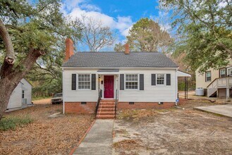 Building Photo - 216 Hawthorne Rd