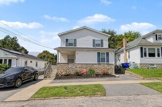 Building Photo - 48 Audubon Ave