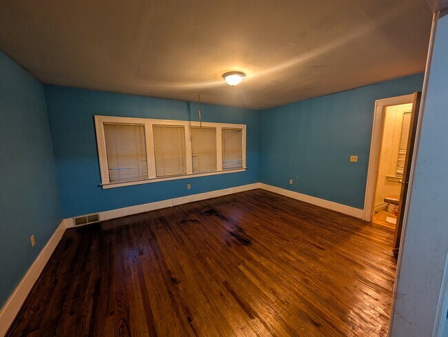 Building Photo - 13580 Ohio St