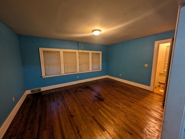 Building Photo - 13580 Ohio St