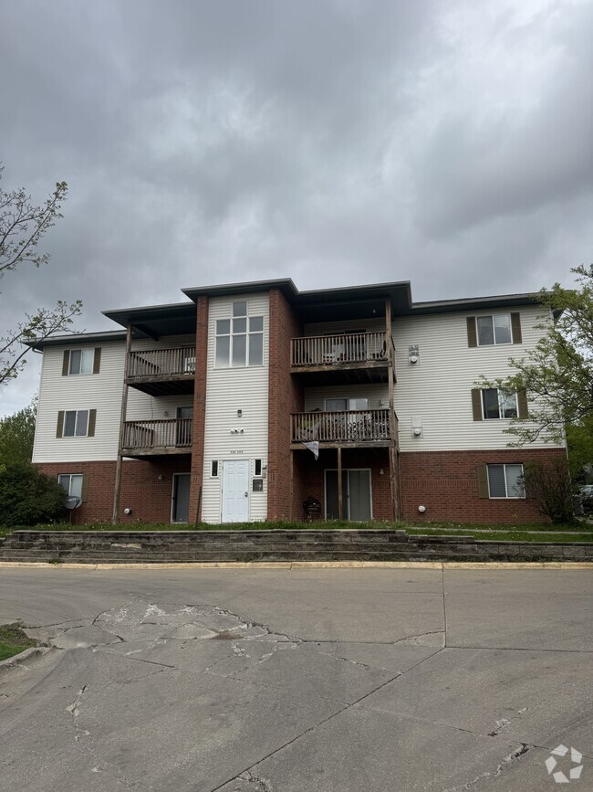 Building Photo - 137 S Scott Blvd