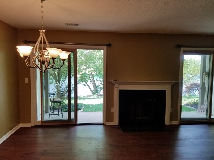 Primary Photo - 1261 Lake Shore Dr