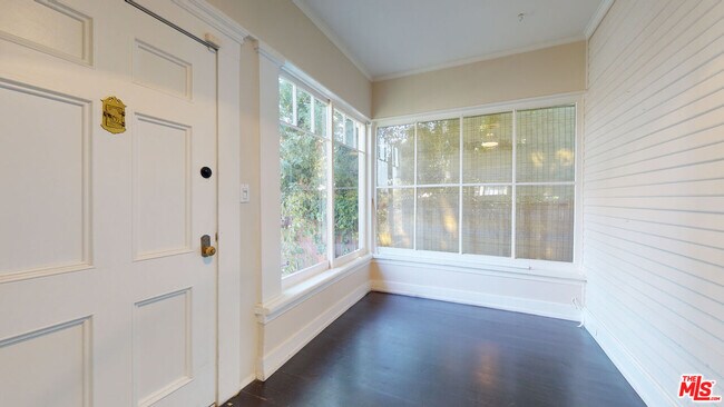 Foto del edificio - 427 Sunset Ave