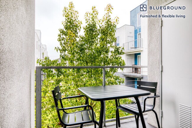 Foto del edificio - 5535 Westlawn Ave