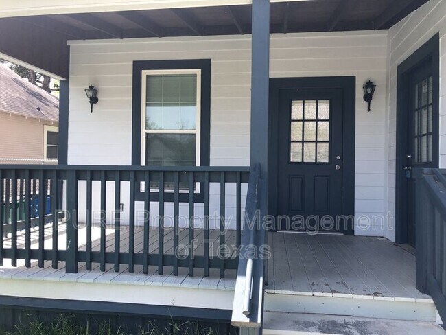 Foto del edificio - 415 Davis St