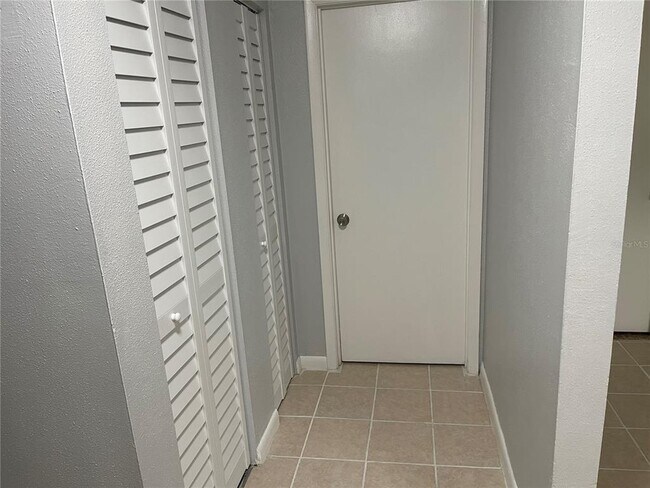 Foto del edificio - 2811 SW Archer Rd