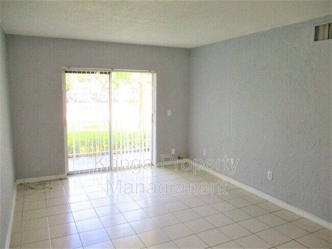 Building Photo - 3380 NW 30th St