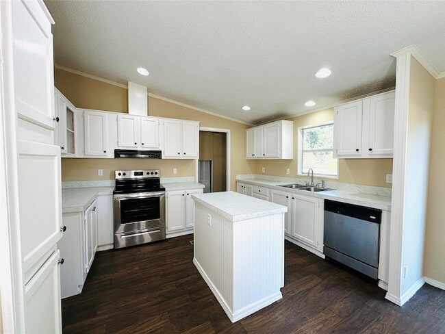 Foto del edificio - 16497 Spring Rain Ct