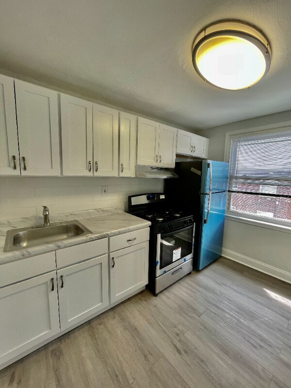 Foto del edificio - 6302 Carnation St