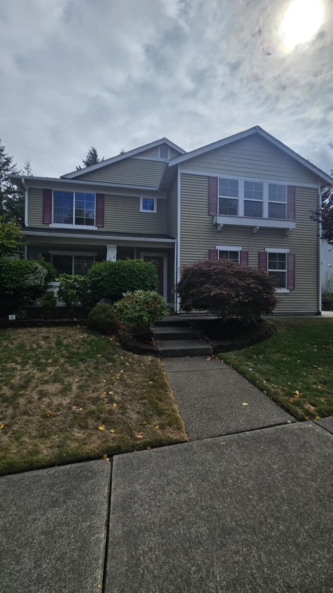 Building Photo - 1562 Packwood Ave