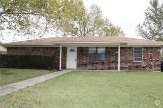Building Photo - 122 Southside Dr