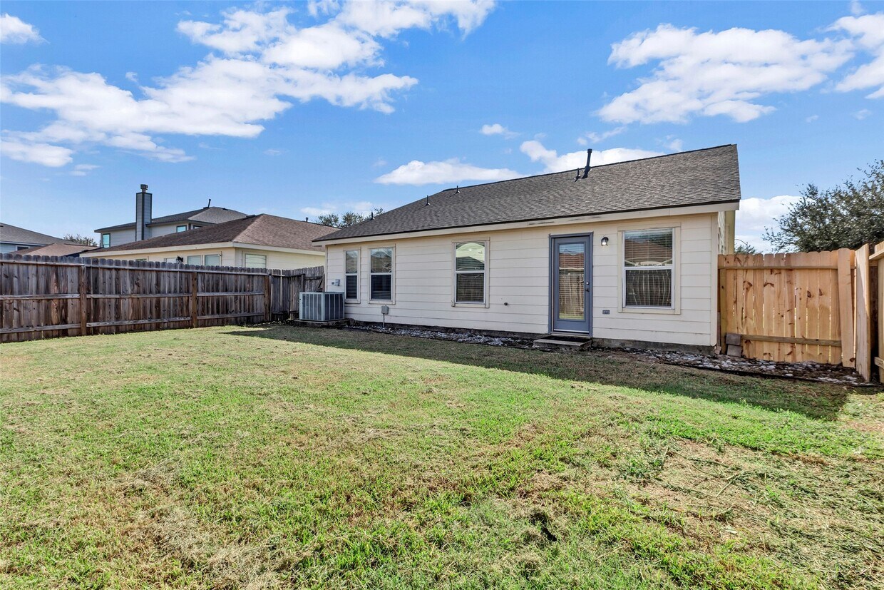 Foto del edificio - 20538 Double Meadows Dr