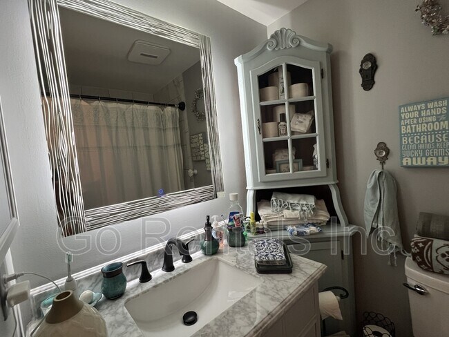 Foto del edificio - 3350 Altamont Rd S