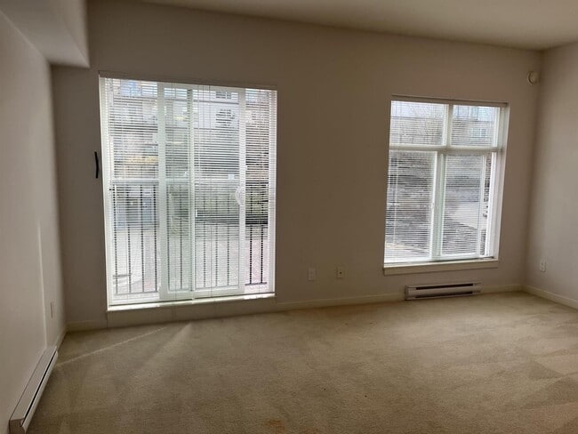 Building Photo - 13728-13108 108 Ave