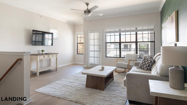 Foto del edificio - 3232 N Garland Ave