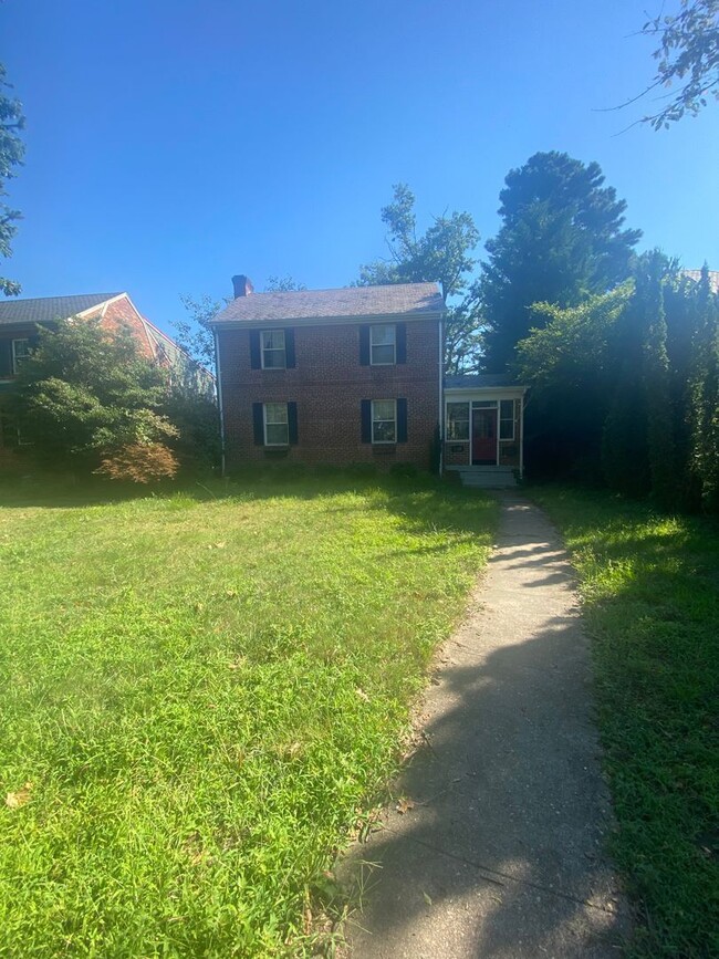 Building Photo - 3908 Patterson Ave