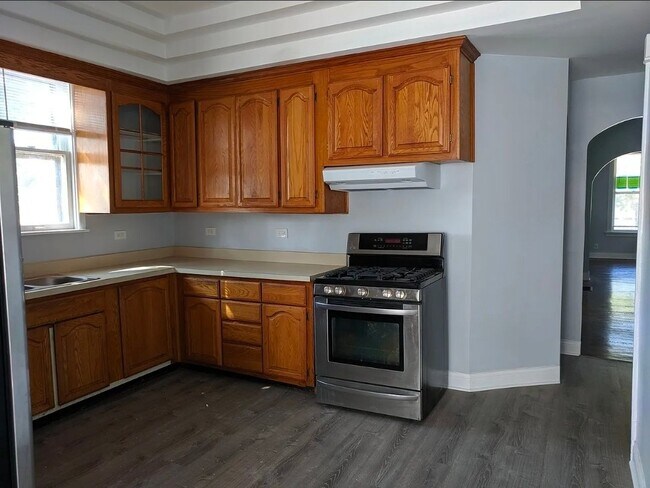 Foto del edificio - 619 E 142nd St