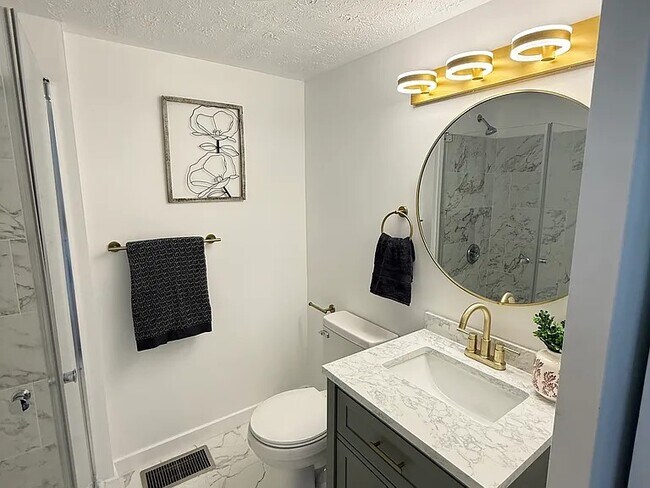 Foto del edificio - 1338 Meriline St