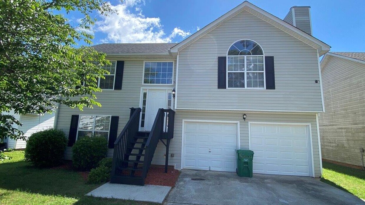 Primary Photo - ****BRAND NEW 3BR/2BA RENOVATION IN LITHON...