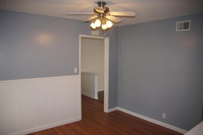 Building Photo - 1499 Hillsdale Ave