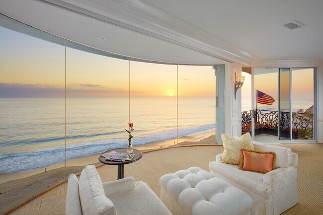 Building Photo - 18 Breakers Isle