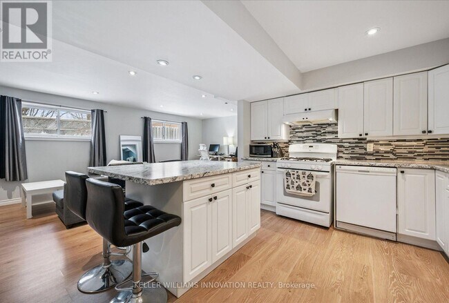 Photo du bâtiment - 306 Shelley Dr