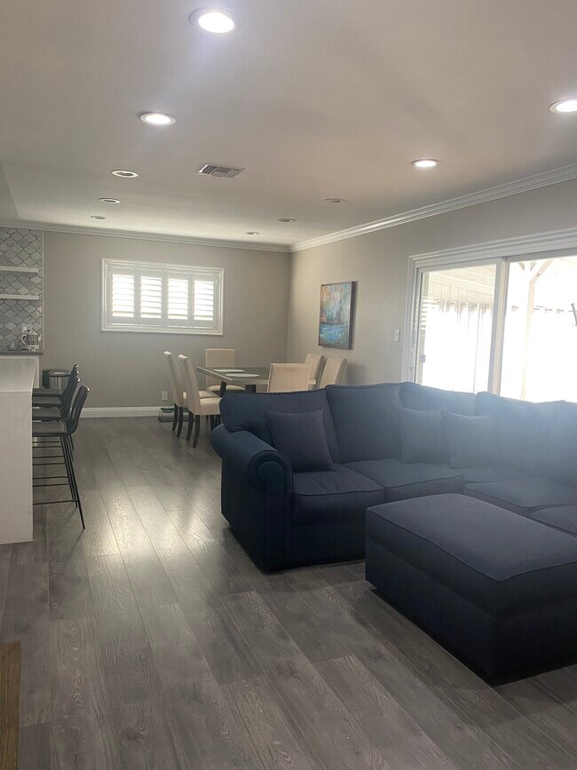 141 N Barbara Ave, Azusa, CA 91702 House Rental in Azusa, CA