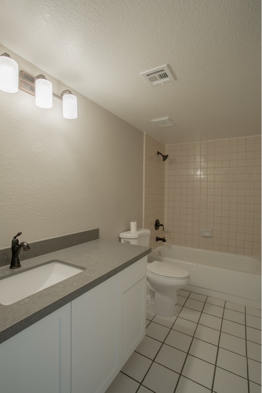 Building Photo - 15226 N 28th St